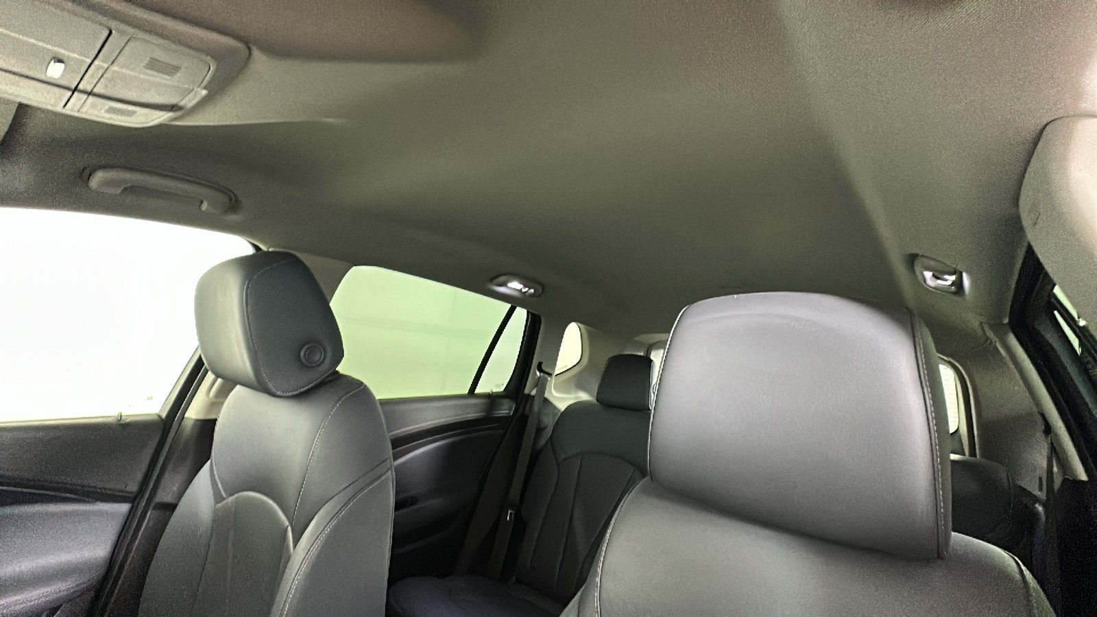 Used 2020 Buick Envision Premium AWD/4WD image 15