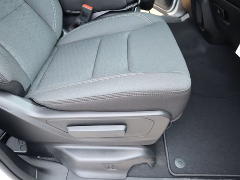 New 2026 RAM 1500 Express AWD/4WD image 13
