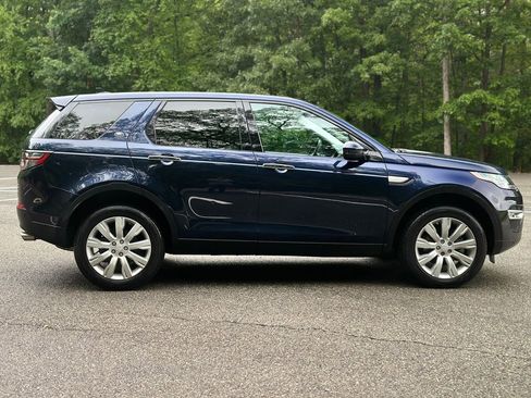 Used 2016 Land Rover Discovery Sport HSE Luxury image 8