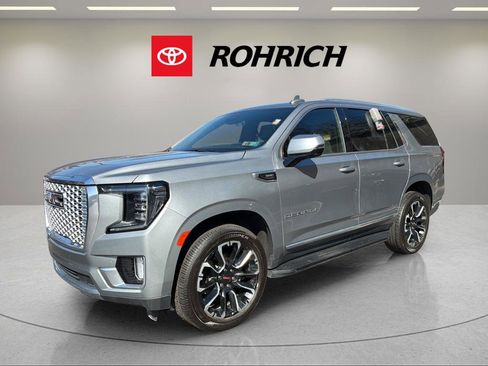 Used 2023 GMC Yukon Denali w/ LPO, Floor Liner Package image 1