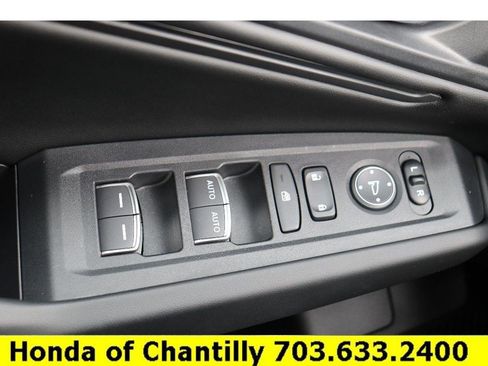 Certified 2025 Honda Accord EX-L image 18