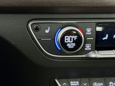 Certified 2023 Audi Q5 2.0T Premium Plus w/ Premium Plus Package image 20