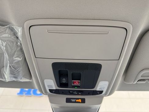 New 2025 Honda Accord SE image 18