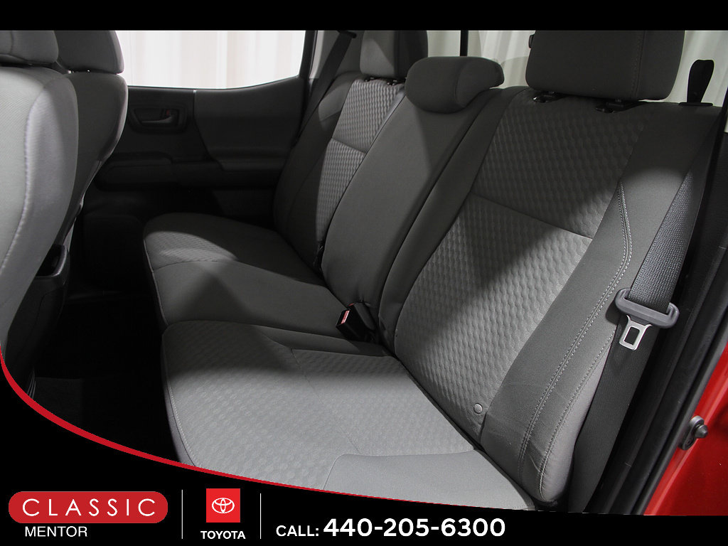 Certified 2022 Toyota Tacoma SR AWD/4WD image 17
