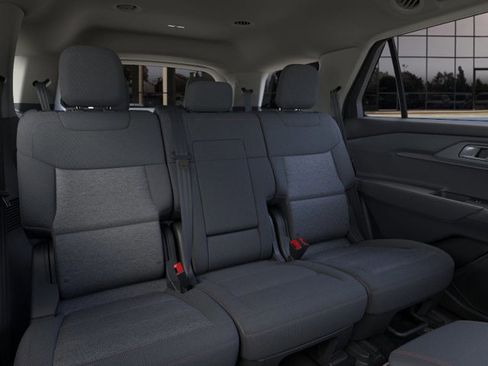 New 2025 Ford Explorer Active image 11