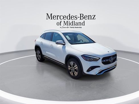 New 2026 Mercedes-Benz GLA 250 image 2
