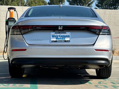 Certified 2024 Honda Accord LX image 9