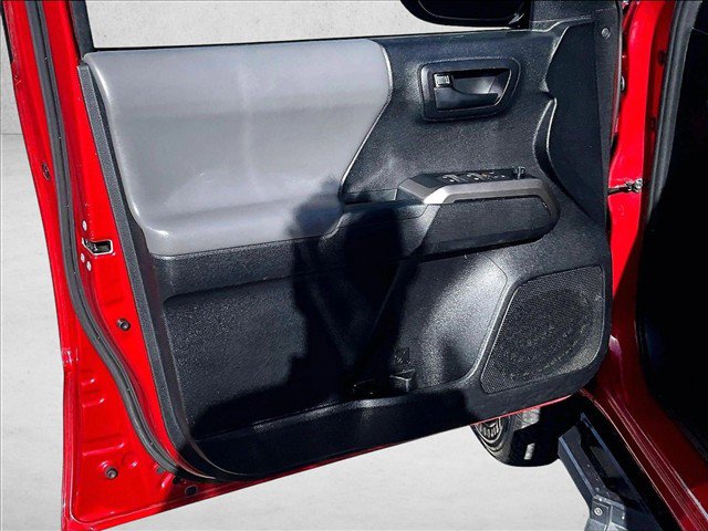 Used 2021 Toyota Tacoma SR5 RWD image 17