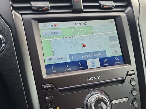 Used 2019 Ford Fusion Titanium image 18