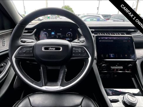 Used 2024 Jeep Grand Cherokee L Limited AWD/4WD image 11