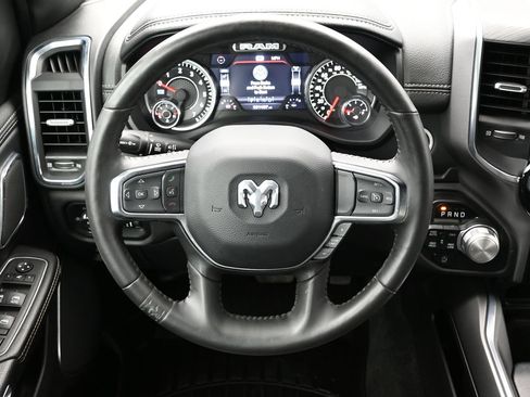 Used 2024 RAM 1500 Laramie AWD/4WD image 15