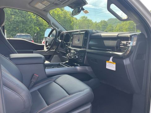 New 2026 Ford F250 Lariat w/ Chrome Package AWD/4WD image 11
