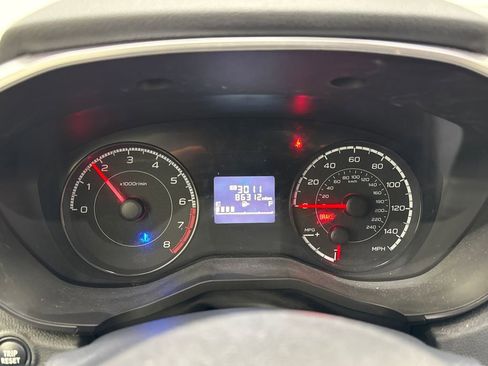 Used 2021 Subaru Crosstrek 2.0i Premium AWD/4WD image 17