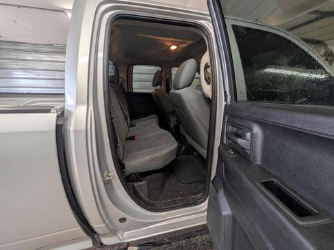 Used 2016 RAM 1500 Express w/ Popular Equipment Group RWD image 27