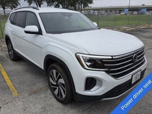 Used 2025 Volkswagen Atlas SE FWD image 7