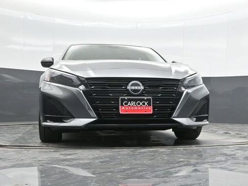 Used 2025 Nissan Altima 2.5 S image 39