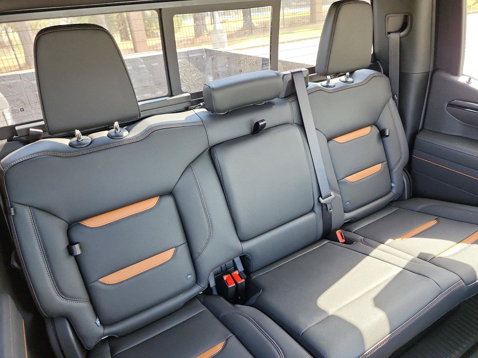 New 2026 GMC Sierra 1500 AT4 w/ AT4 Premium Package AWD/4WD image 15