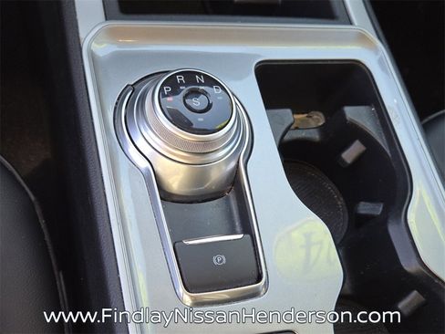 Used 2024 Ford Edge SEL image 32