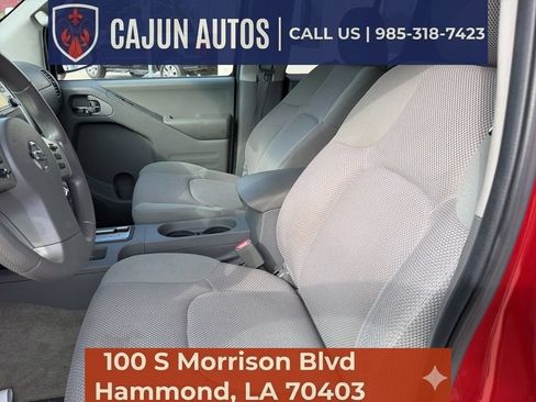 Used 2015 Nissan Frontier SV RWD image 19