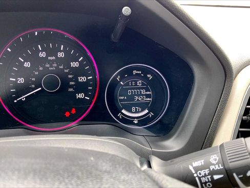 Used 2017 Honda HR-V EX image 26