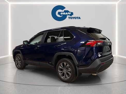 Used 2023 Toyota RAV4 XLE Premium AWD/4WD image 8