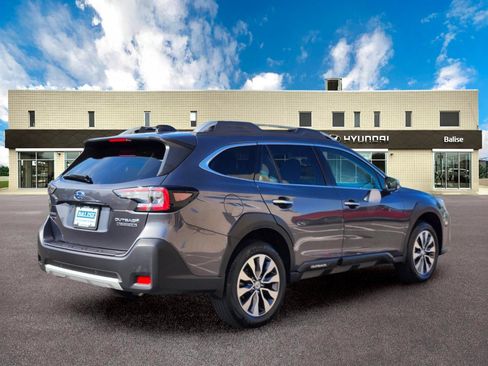 Used 2024 Subaru Outback Touring XT AWD/4WD image 3