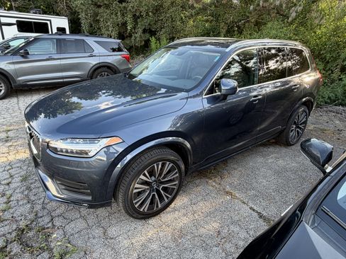 Used 2021 Volvo XC90 T5 Momentum w/ Climate Package AWD/4WD image 5