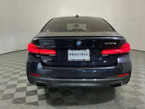 Used 2023 BMW 530e xDrive w/ Premium Package AWD/4WD image 6