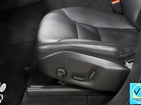 Used 2018 Volvo XC90 T5 Momentum w/ Convenience Package image 20