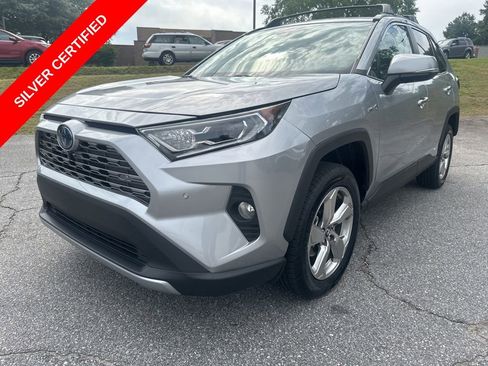 Used 2019 Toyota RAV4 Limited AWD/4WD image 3