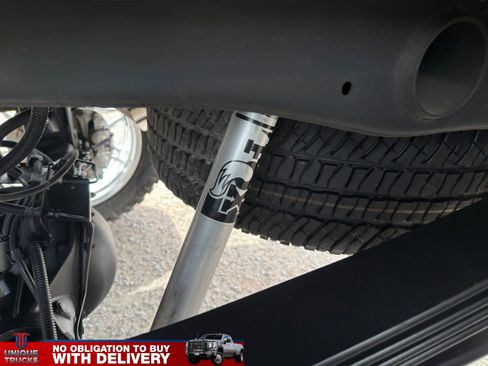 Used 2024 Chevrolet Silverado 2500 LTZ w/ LTZ Premium Package AWD/4WD image 9
