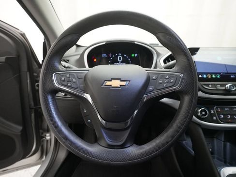 Used 2019 Chevrolet Volt LT FWD image 3