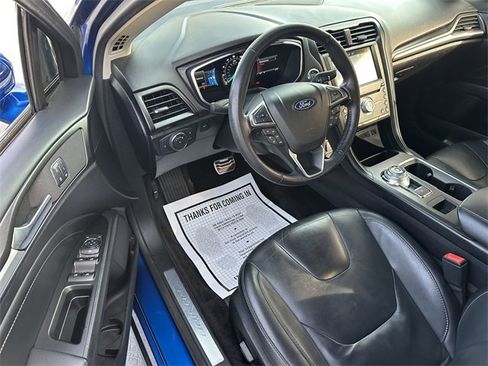 Used 2018 Ford Fusion Titanium image 26