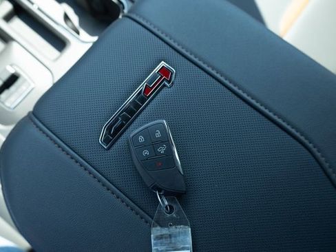 New 2026 GMC Sierra 2500 AT4 w/ Technology Package image 39