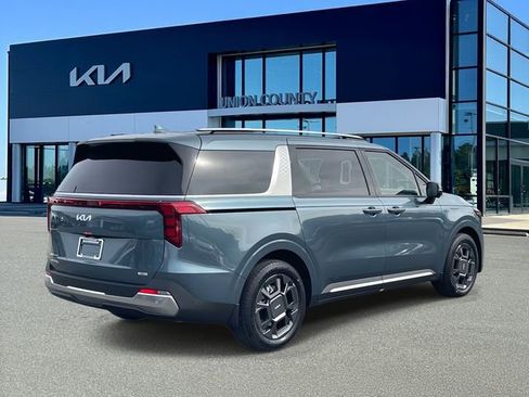 New 2026 Kia Carnival SX FWD image 12