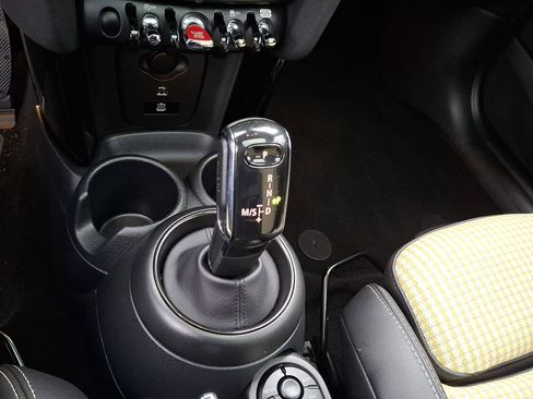 Used 2023 MINI Cooper S w/ MINI Resolute Edition image 9