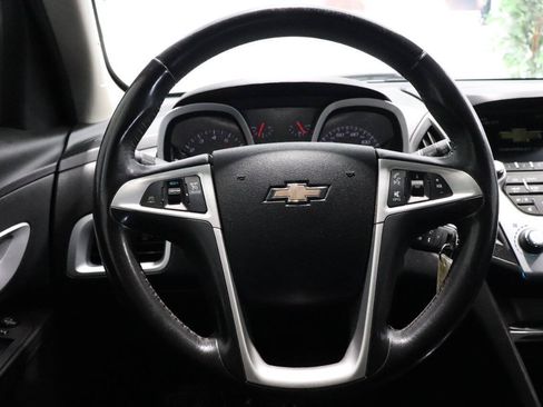 Used 2017 Chevrolet Equinox LT w/ Convenience Package FWD image 16