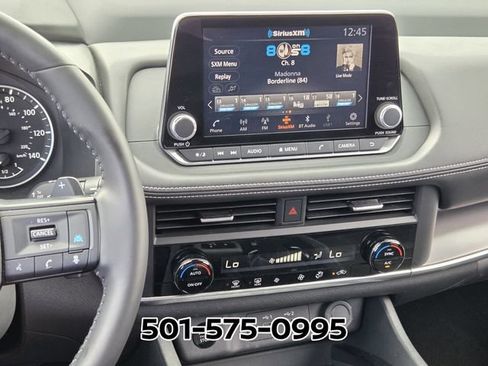 Used 2025 Nissan Rogue SV FWD image 23