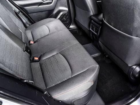 Used 2022 Toyota RAV4 SE w/ Weather & Moonroof Package AWD/4WD image 20