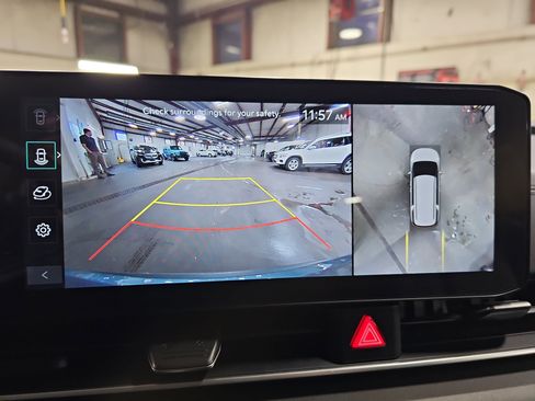 Used 2025 Kia Carnival SX image 26