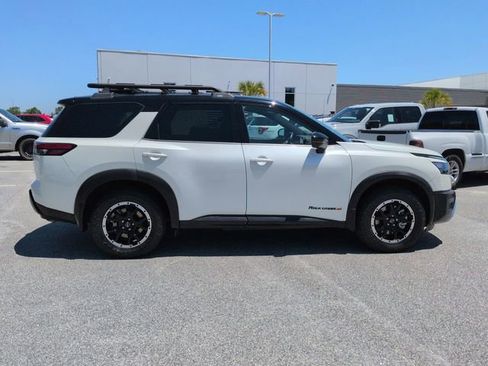 Used 2024 Nissan Pathfinder Rock Creek AWD/4WD image 3