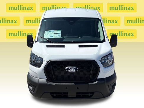 New 2026 Ford Transit 250 148 Medium Roof RWD image 22