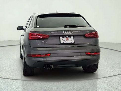 Used 2016 Audi Q3 2.0T Premium Plus w/ Technology Package FWD image 5