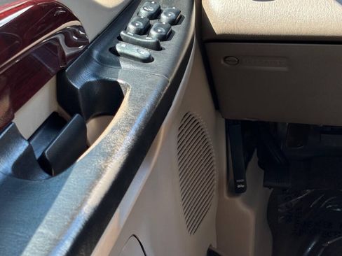 Used 2004 Ford Excursion Limited AWD/4WD image 26
