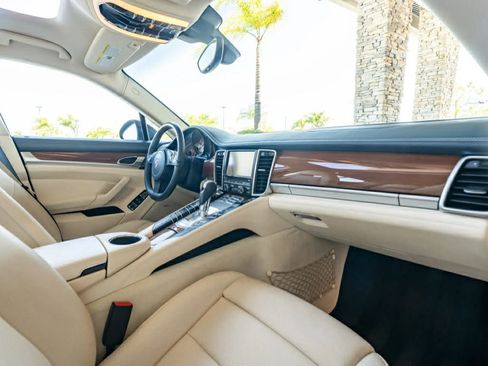 Used 2011 Porsche Panamera 4S AWD/4WD image 10