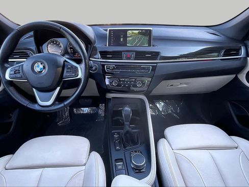 Used 2018 BMW X1 xDrive28i w/ Premium Package AWD/4WD image 15
