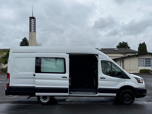 Used 2023 Ford Transit 250 148 High Roof Extended w/ Load Area Protection Package RWD image 21
