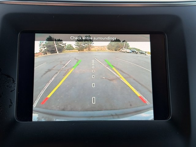 Used 2020 Jeep Cherokee Latitude Plus w/ Cold Weather Group AWD/4WD image 35