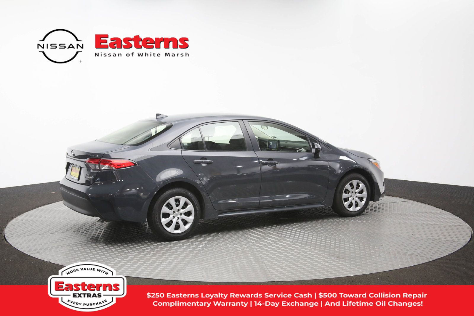 Used 2023 Toyota Corolla LE w/ Carpet Mat Package (TMS) FWD image 39