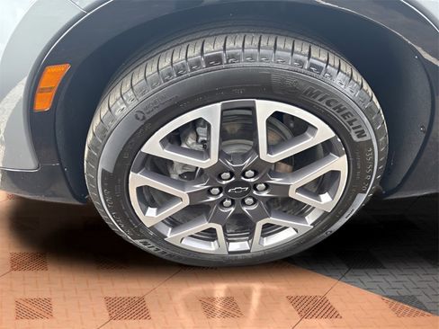 Used 2025 Chevrolet Blazer RS image 9